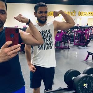 Meet your Posher, Abhishek